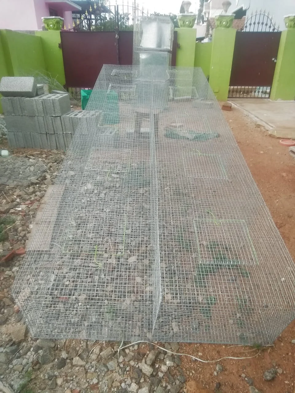 ஒரு யூனிட்டுக்கு தேவையான கூண்டு