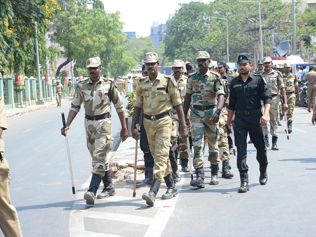 விஐபி நபர்களைப் பாதுகாக்கும் ஸ்பெஷல் ஃபோர்ஸ்...! - எப்படிச் செயல்படும்? #MyVikatan