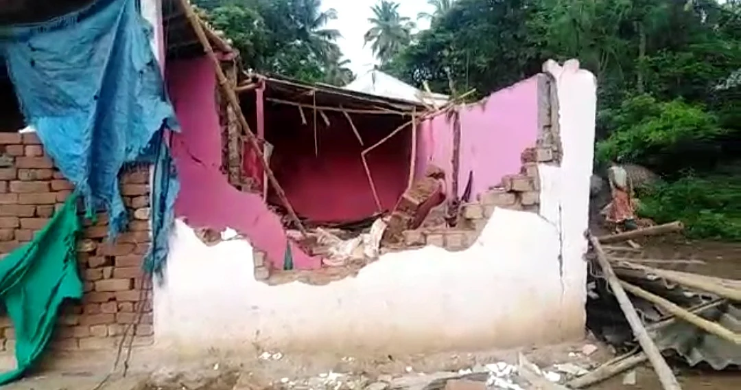 வீடு சேதம்