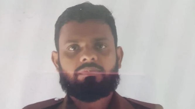 இலங்கை போலீஸ் பிரதீப் குமரபண்டாரா