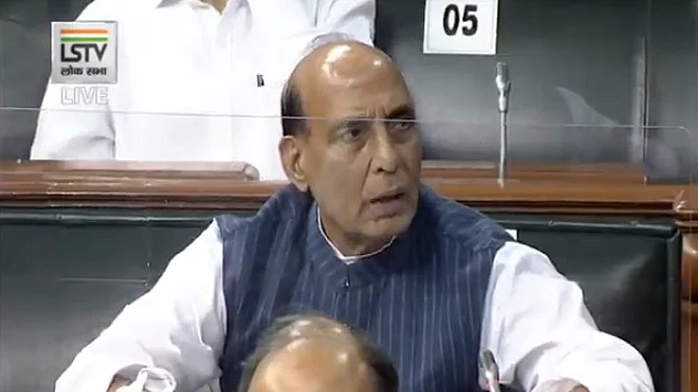 பாதுகாப்புத்துறை அமைச்சர் ராஜ்நாத் சிங்