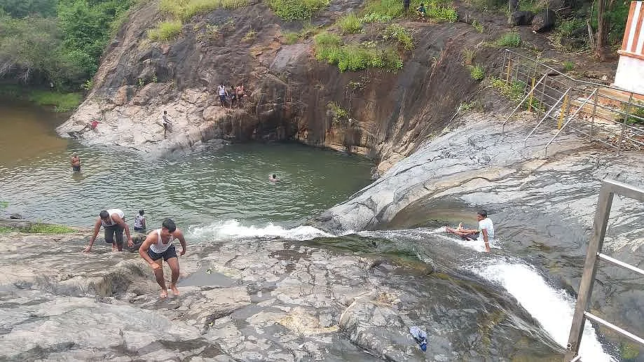 அங்குத்தி சுனை, தமிழ்நாடு