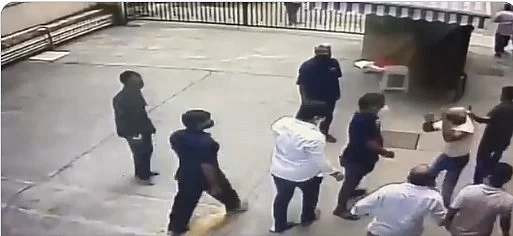 கடற்படை அதிகாரி மீது தாக்குதல்