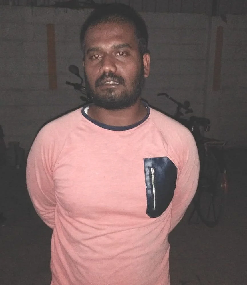 கைது செய்யப்பட்ட மணிகண்டன்