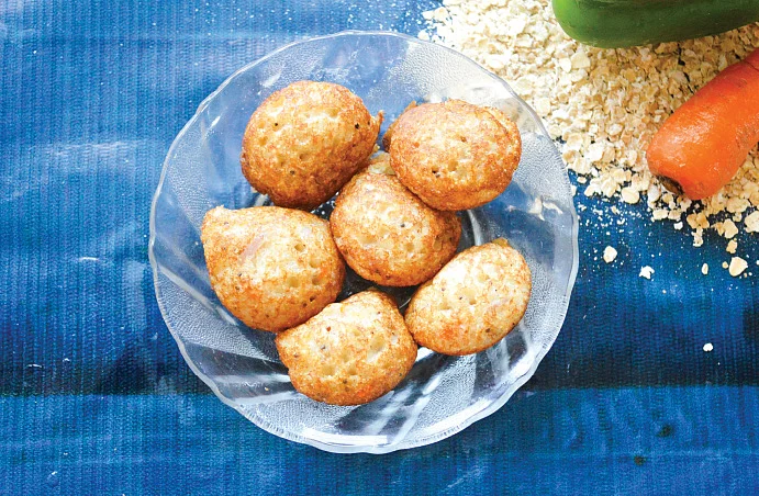 மீண்டும் மீண்டும் சுவைக்கத் தூண்டும்... 30 வகை குழிப்பணியாரங்கள்!