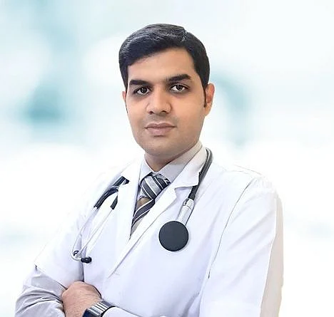 தொற்றுநோய் மருத்துவர் அஷ்வின் கருப்பன்