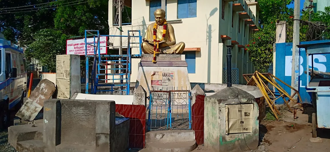 அண்ணா சிலை