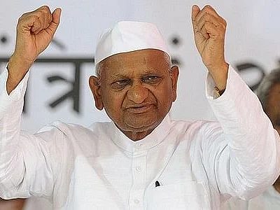 அன்னா ஹசாரேவின் போராட்டப் பின்னணியில் ஆர்.எஸ்.எஸ்-ஸும் பா.ஜ.க-வும் இருந்தனவா?