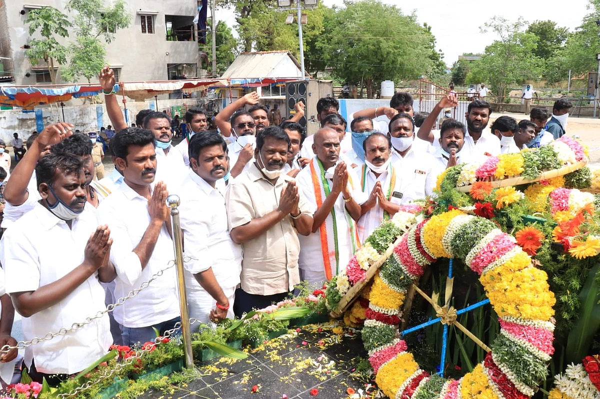 காங்கிரஸ் கட்சி அஞ்சலி
