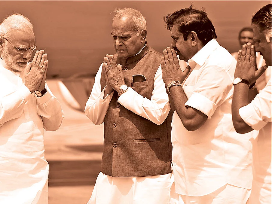 கட்டாயக் கூட்டணி... கதறும் எடப்பாடி! - இலையை நசுக்கும் தாமரை