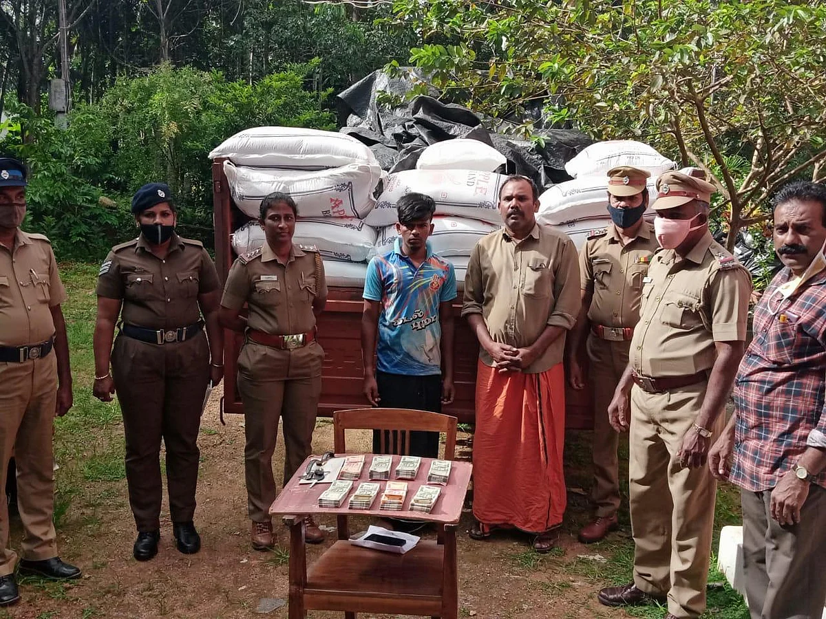 கேரளாவிற்கு கடத்த முயன்ற ரேஷன் அரிசி பறிமுதல்