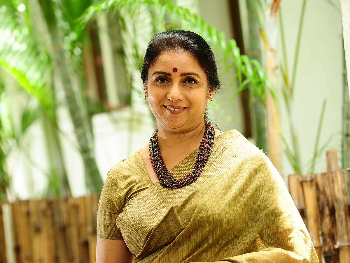 `சர்ச்சைப் பேச்சு, பார்வதி விலகல், மோகன் லாலின் அமைதி!' - மலையாள திரையுலகில் என்ன நடக்கிறது?