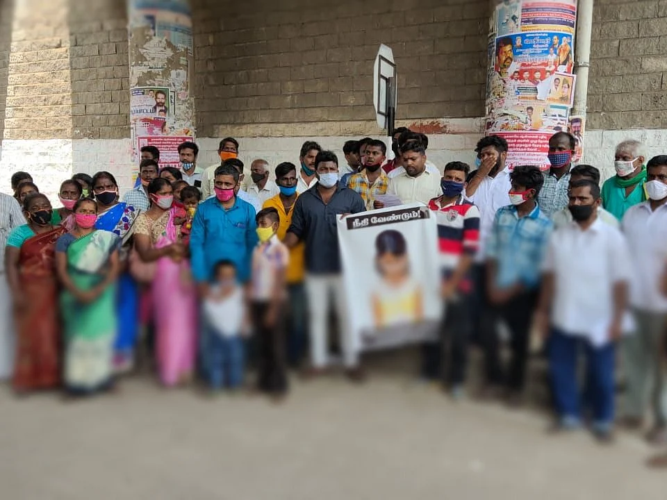 தமிழகம் முழுவதும் அடைக்கப்பட்ட சலூன் கடைகள்! - திண்டுக்கல் சிறுமி வழக்கில் நீதி கேட்டுப் போராட்டம்