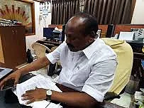 தி.மு.க தலைமைச் செயற்குழு உறுப்பினர் கே.கே.நகர் தனசேகரனுக்கு அரிவாள் வெட்டு!