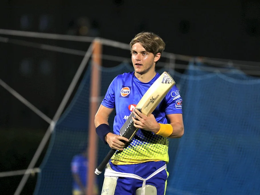 CSK-வின் `கடைக்குட்டி சிங்கம்' என்னவெல்லாம் சம்பவங்கள் செய்திருக்கிறார் தெரியுமா?! #SamCurran