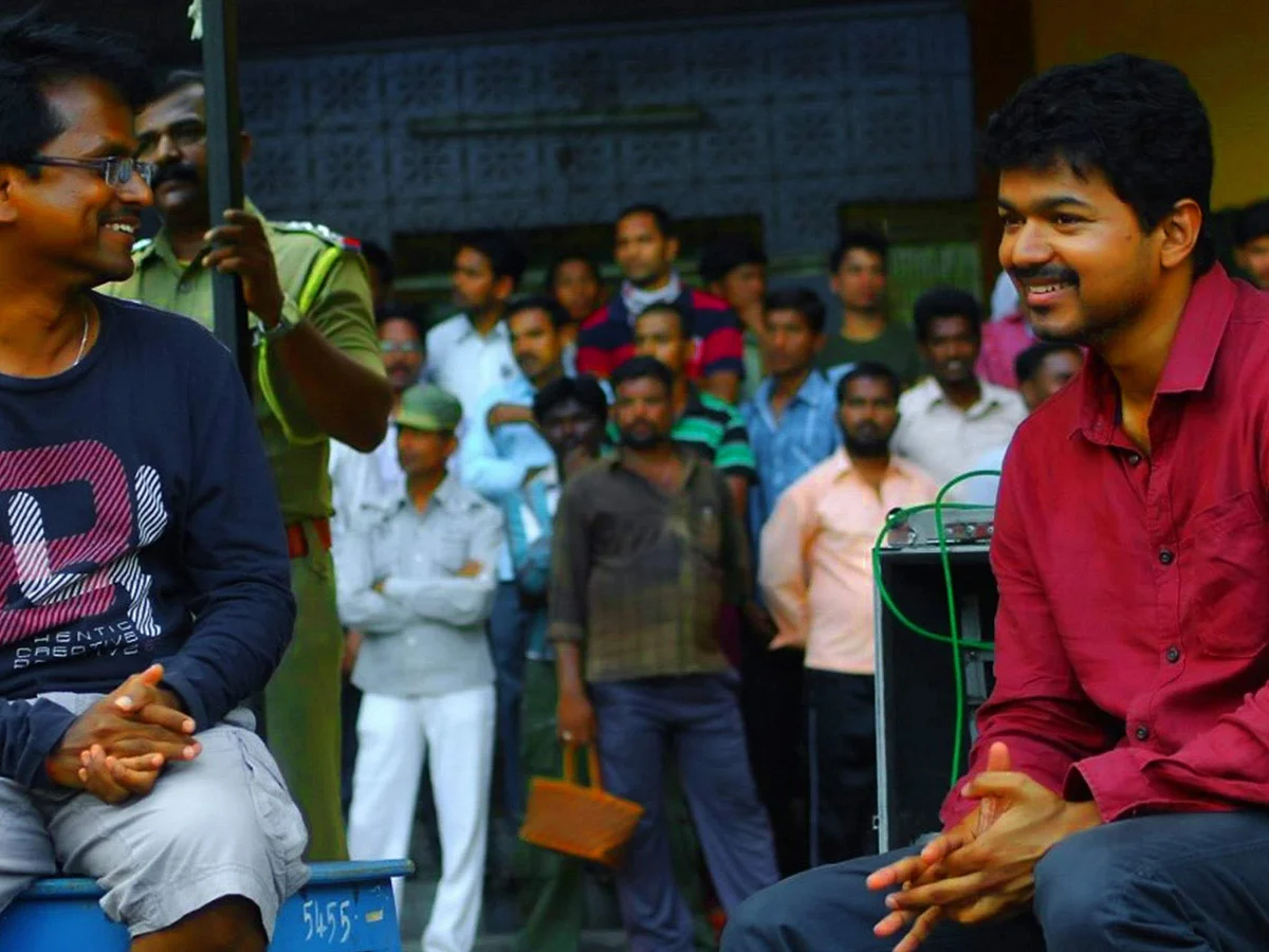 #Vijay65 முருகதாஸை மாற்றியது 25 கோடிகளா... நடந்தது என்ன?!