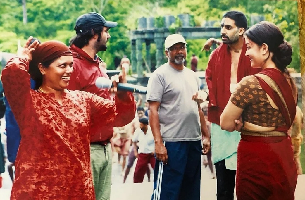 மணிரத்னம் படக்குழுவினருடன்