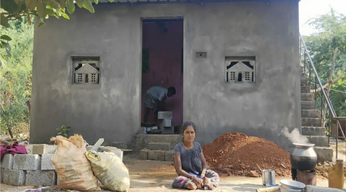 நெகிழும் மாற்றுத்திறனாளி சரிதா