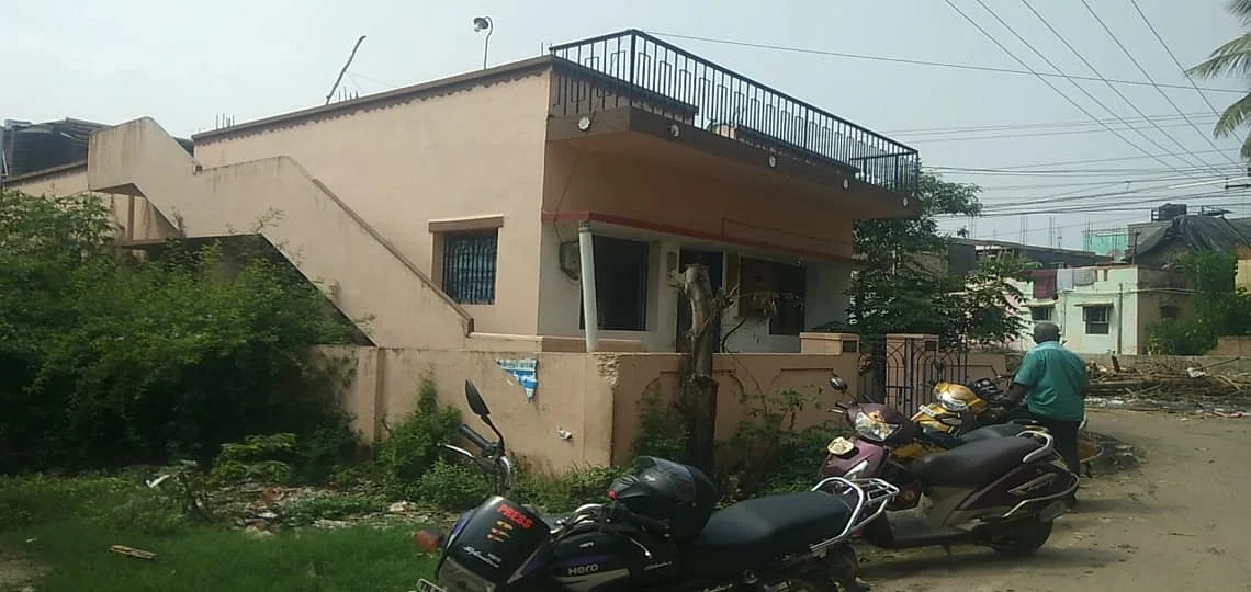 கொள்ளை நடந்த டிவி அலுவலகம்