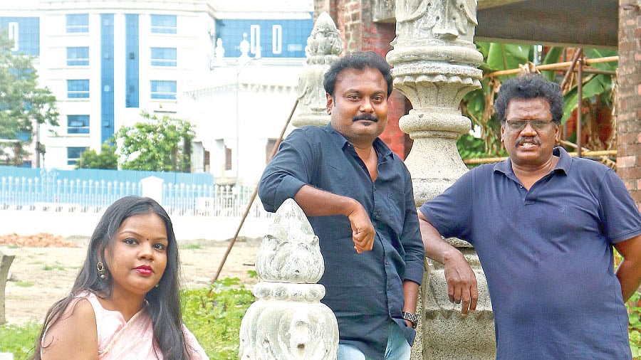 Diwali Malar - 31 October 2020 - எங்கள் வரலாற்றை நாங்கள் எழுதுவோம்! -  வடசென்னை படைப்பாளிகள் | conversation with Bakkiyam Shankar and Karan karki  and Shalin Maria Lawrence about North Chennai