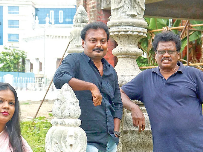 எங்கள் வரலாற்றை நாங்கள் எழுதுவோம்! - வடசென்னை படைப்பாளிகள்