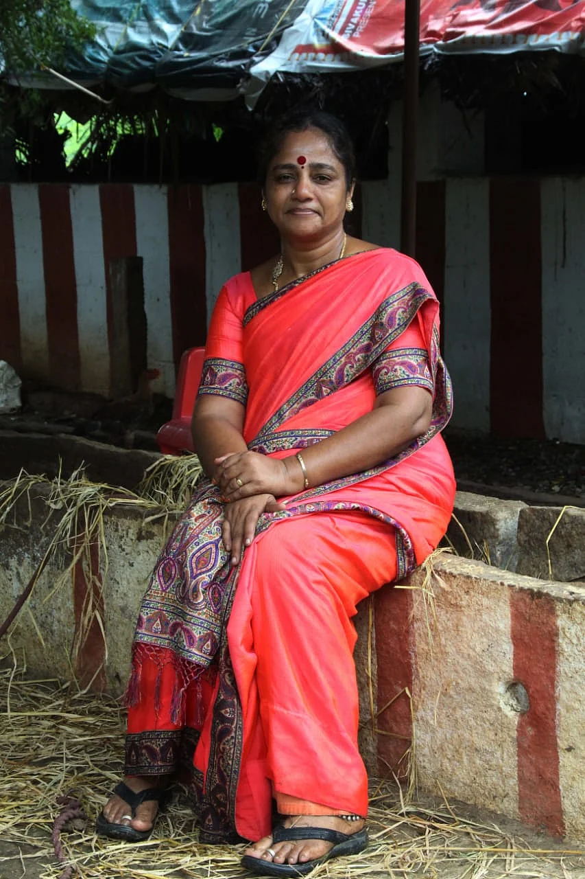 தொழுவத்தில் புவனேஸ்வரி