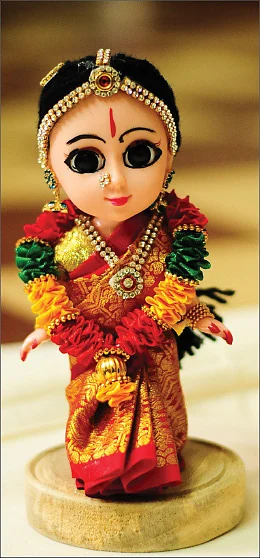 உங்கள் வீட்டு கொலுவை ஸ்பெஷலாக்கும் ஹேண்ட்மேடு பொம்மை... நீங்களே செய்யலாம் சூப்பராக!