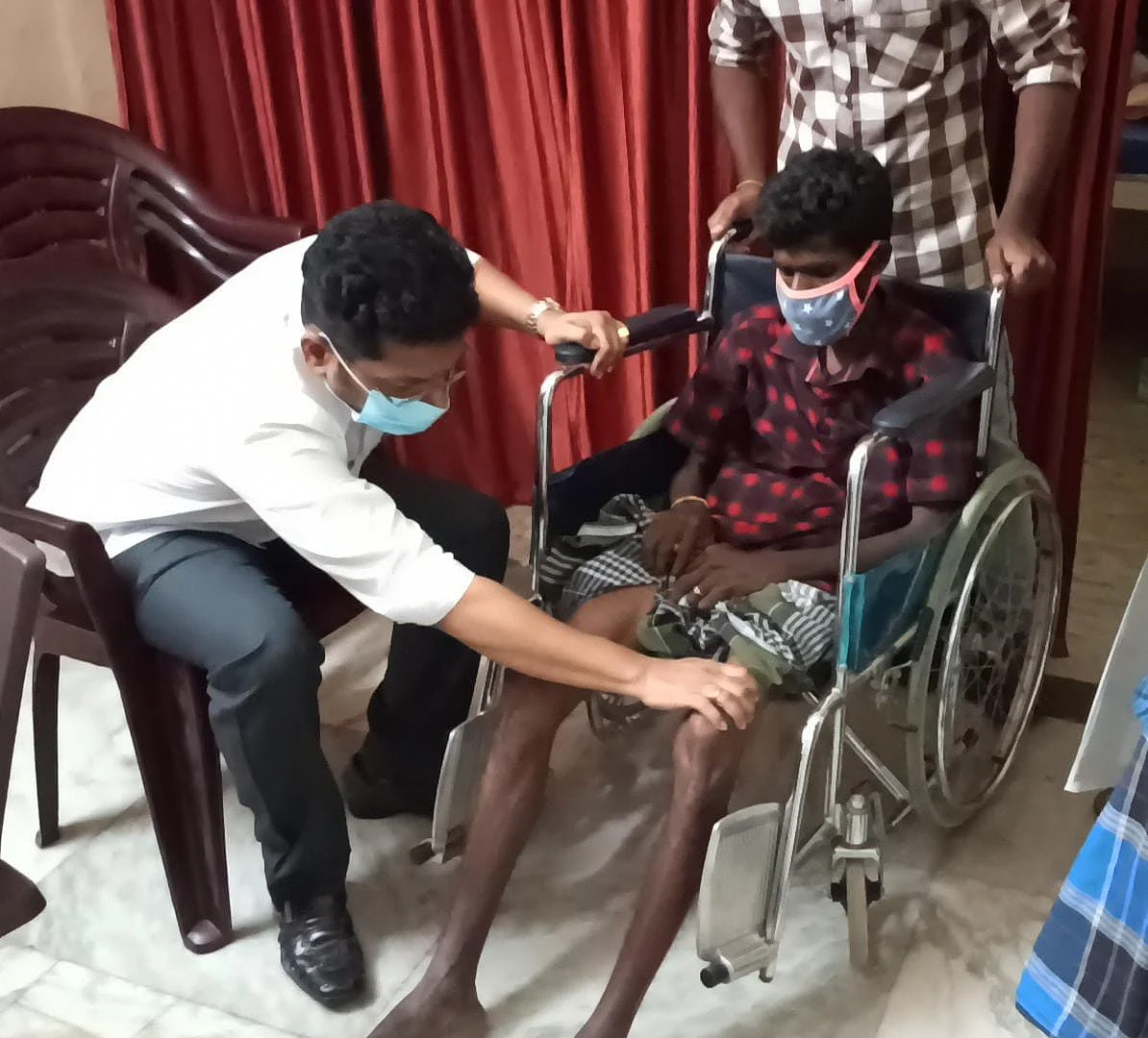 தமிழரசனுக்கு மருத்துவ உதவி