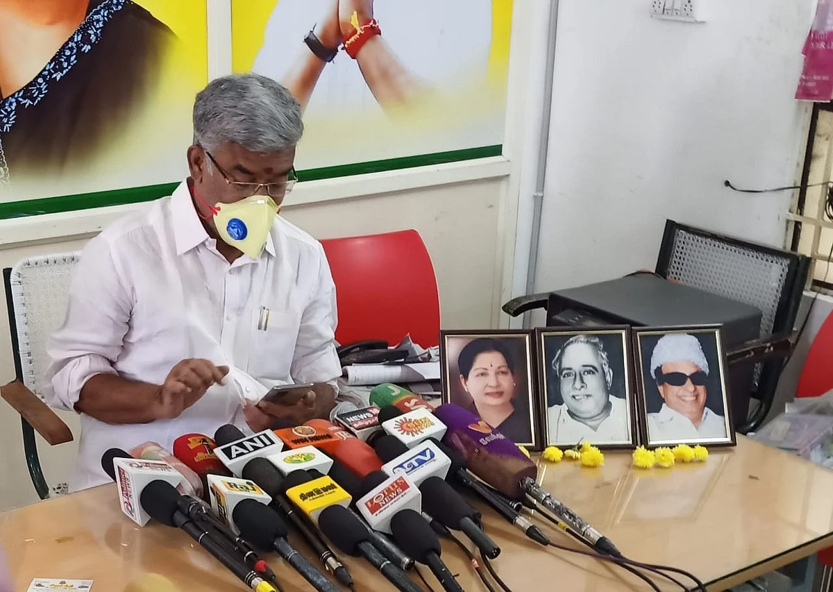 பேட்டியளித்த அமைச்சர்