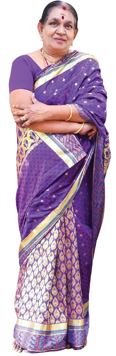 “அப்பாவின் குரலில் அப்படியே பாடுவேன்” - செந்தமிழ் தேன்மொழியாள் சாவித்திரி!