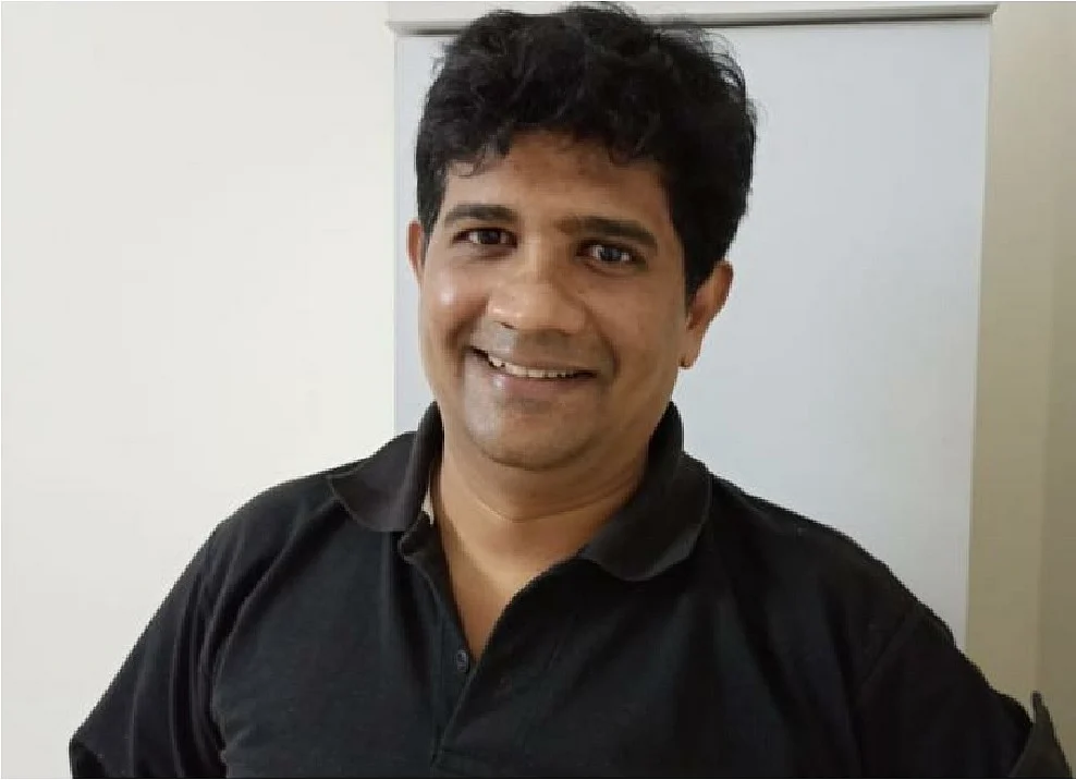 எழிலன்