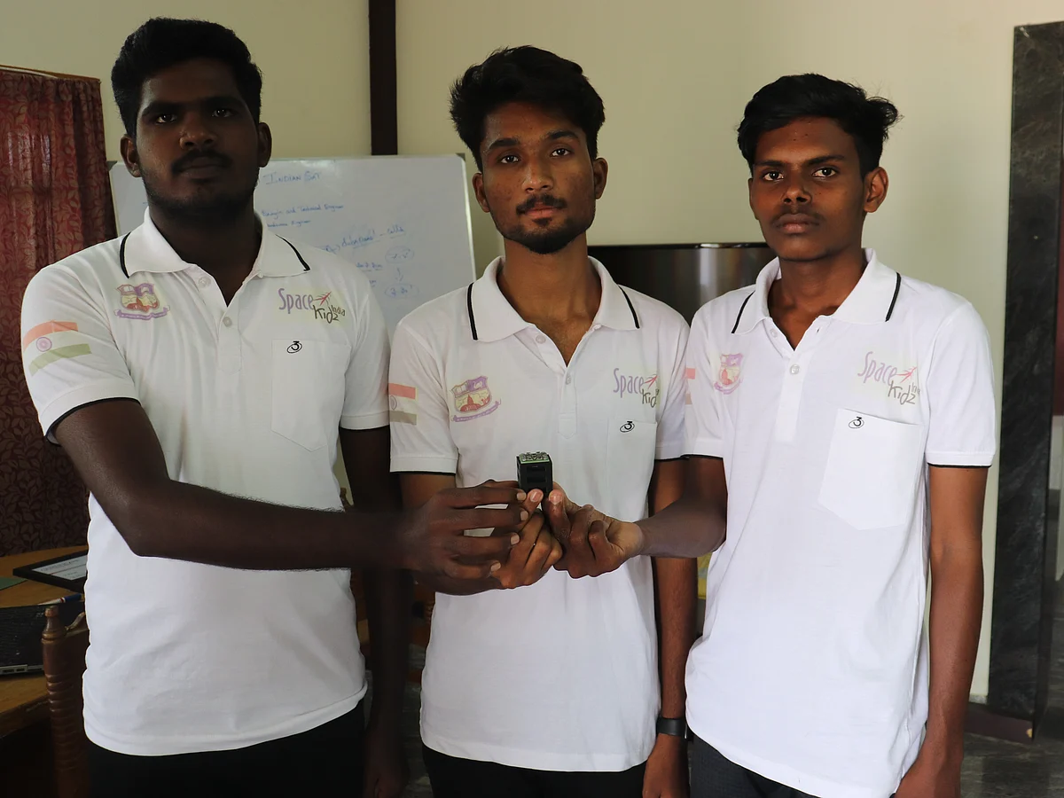 நாசா ராக்கெட்டில் பறக்கவிருக்கும் கரூர் மாணவர்களின் நானோ சாட்டிலைட்... என்ன ஸ்பெஷல்?