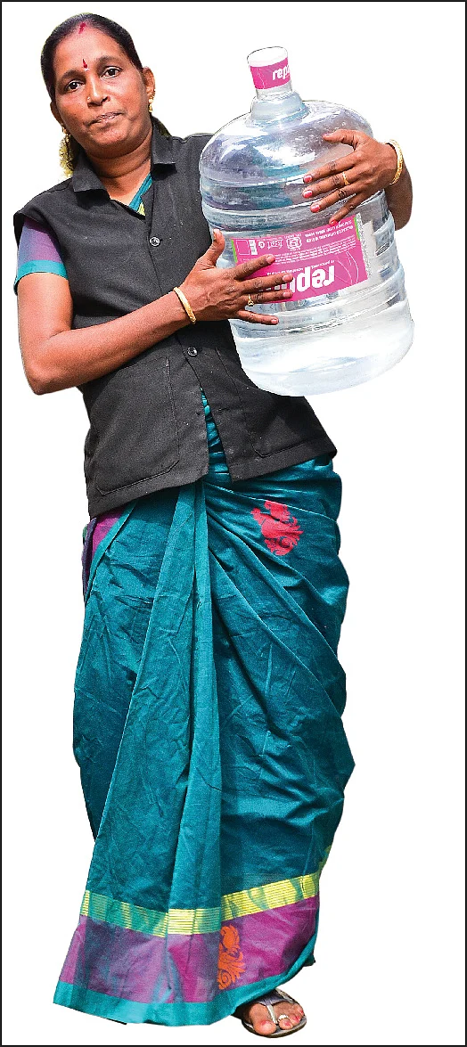 தினமும் 370 கேன்கள், மாதம் ரூ.40,000 லாபம்... வாட்டர் கேன் பிசினஸில் கலக்கும் கலையரசி!