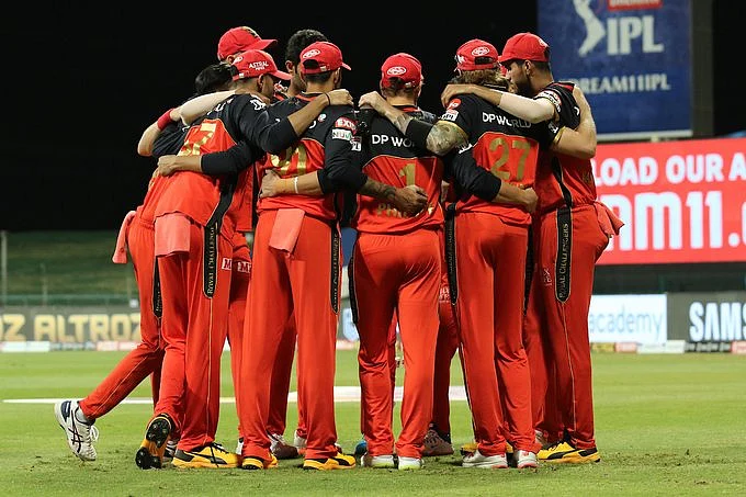 #MIvRCB