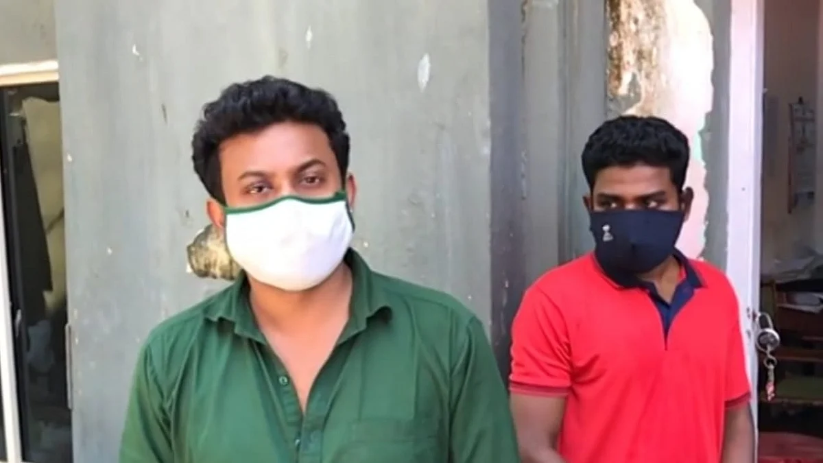 இளம்பெண்ணின் ஆபாசப் படம் அனுப்பியவர்கள்