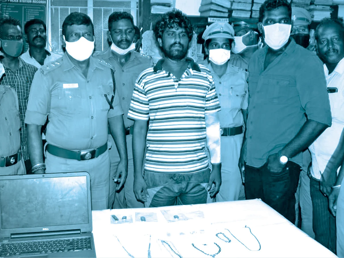 படிப்பில் பி.எஸ்ஸி... திருட்டில் பிஹெச்.டி...