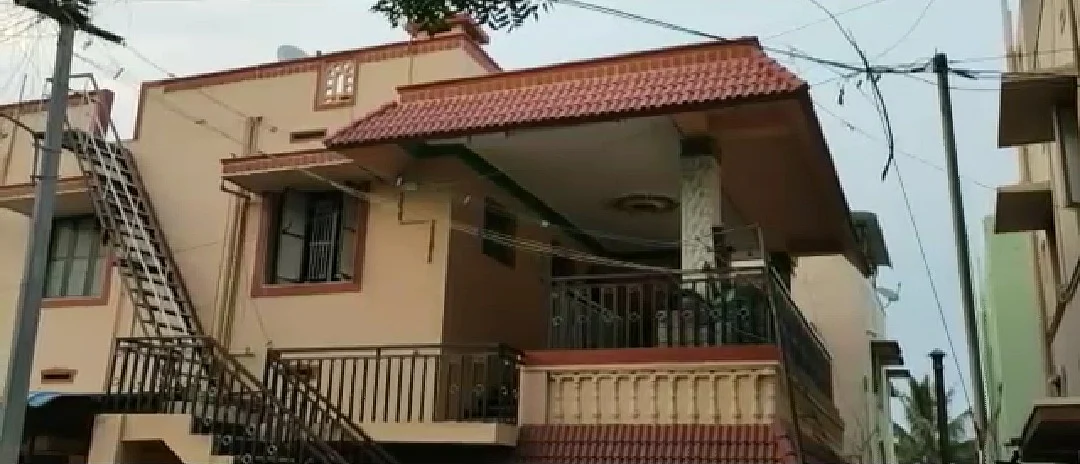 சேரன்மாநகர் வீடு