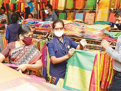 தீபாவளி பிசினஸ்... தமிழகம் முழுக்க எப்படி இருக்கிறது? - நேரடி ரிப்போர்ட்