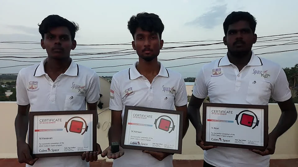 கேசவன், அட்னான் அருண்