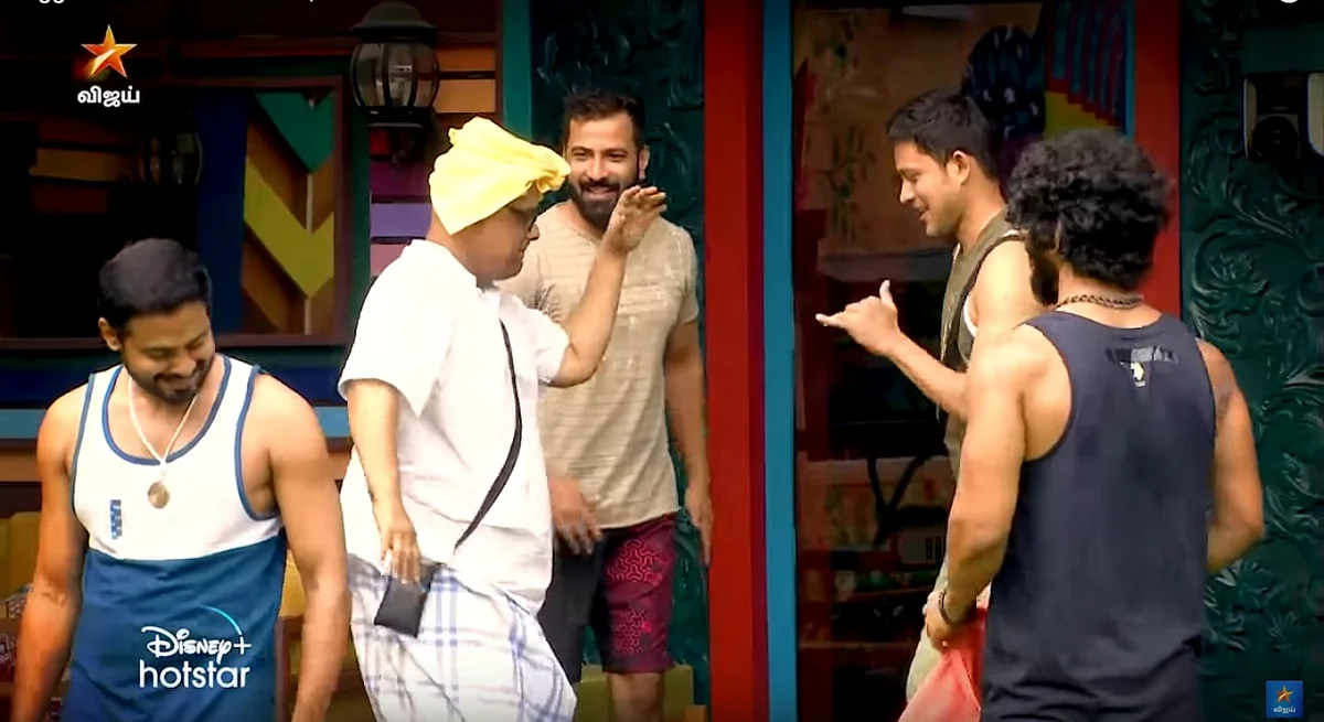பிக்பாஸ் - நாள் 1