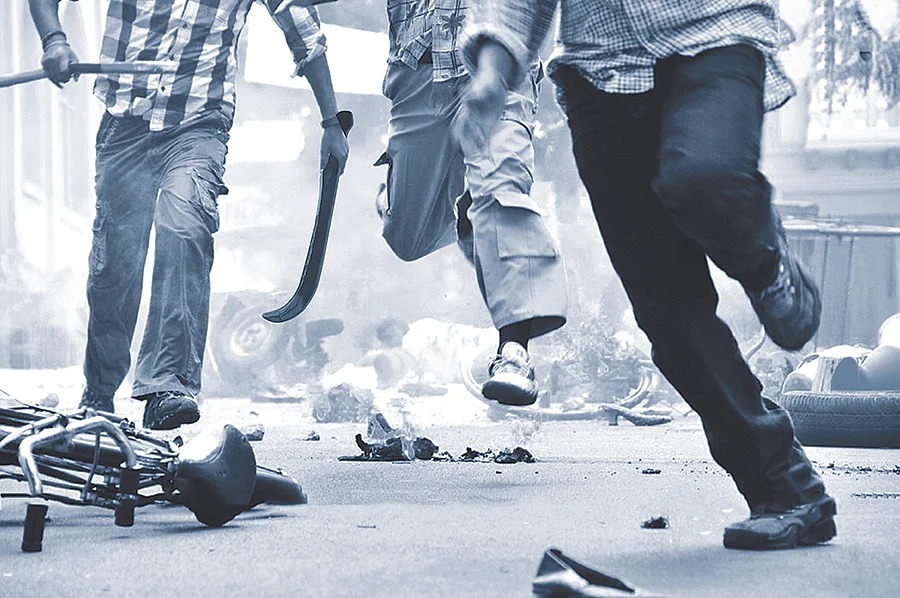 கேஸ் டிஸ்மிஸ்! - சேதாரமாகும் ஆதாரங்கள்... கோட்டைவிடும் காவல்துறை
