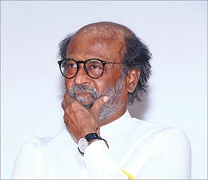 சூடாகும் ஆடுகளம்! - ரெய்டு... யாத்திரை... கலகம்... எஸ்கேப்...