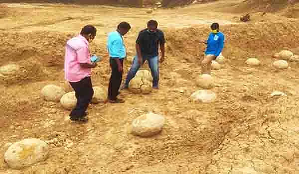 உருண்டை வடிவிலான படிமங்கள்