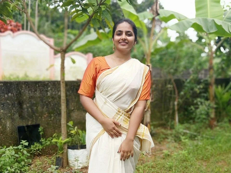 Sona M Abraham