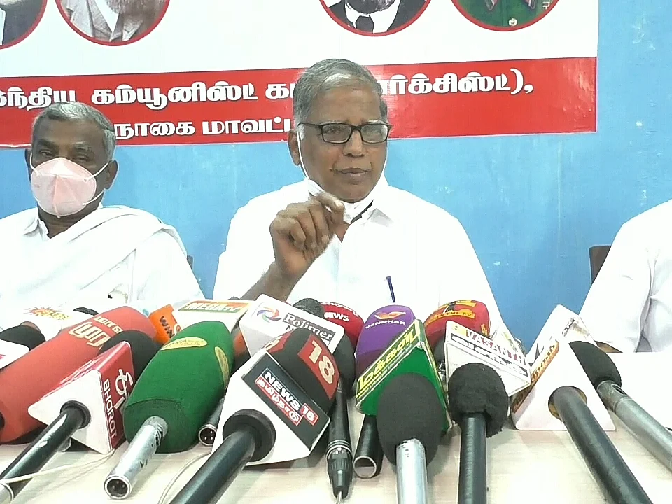 `அ.தி.மு.க-வை மிரட்டுவதற்கே எல்.முருகன் அப்படிப் பேசுகிறார்!’ - ஜி.ராமகிருஷ்ணன்