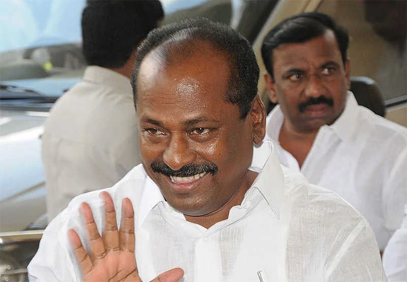 தனசேகரன்