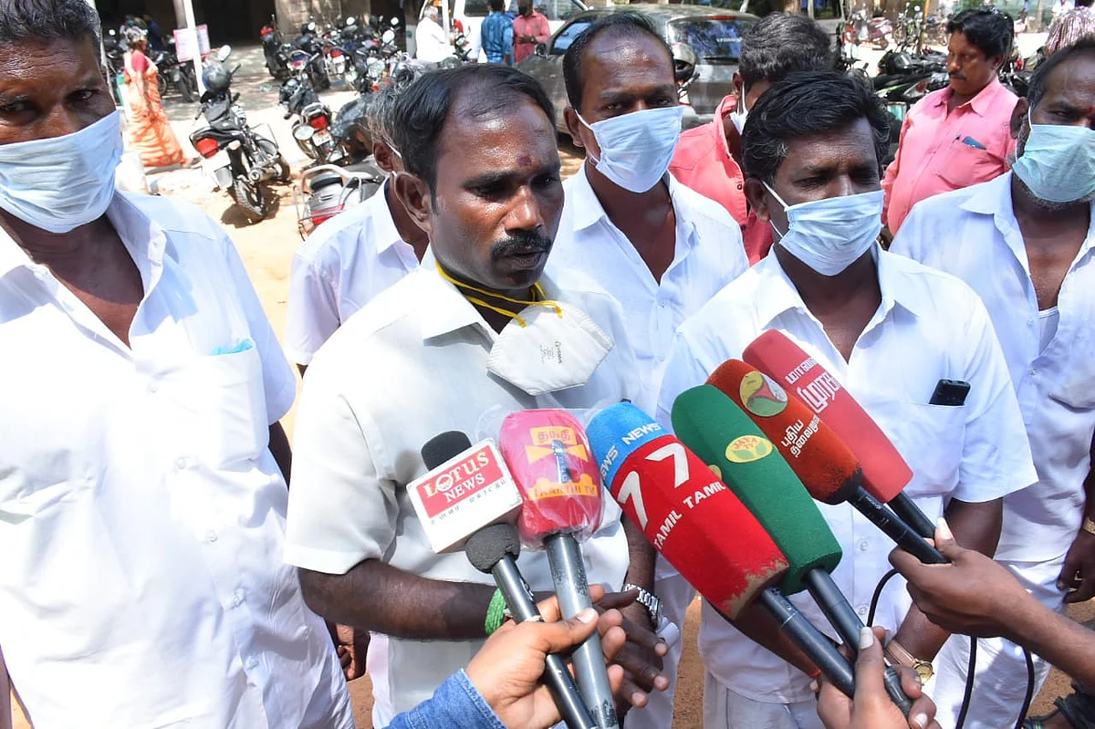 புகார் எழுப்பும் மக்கள்