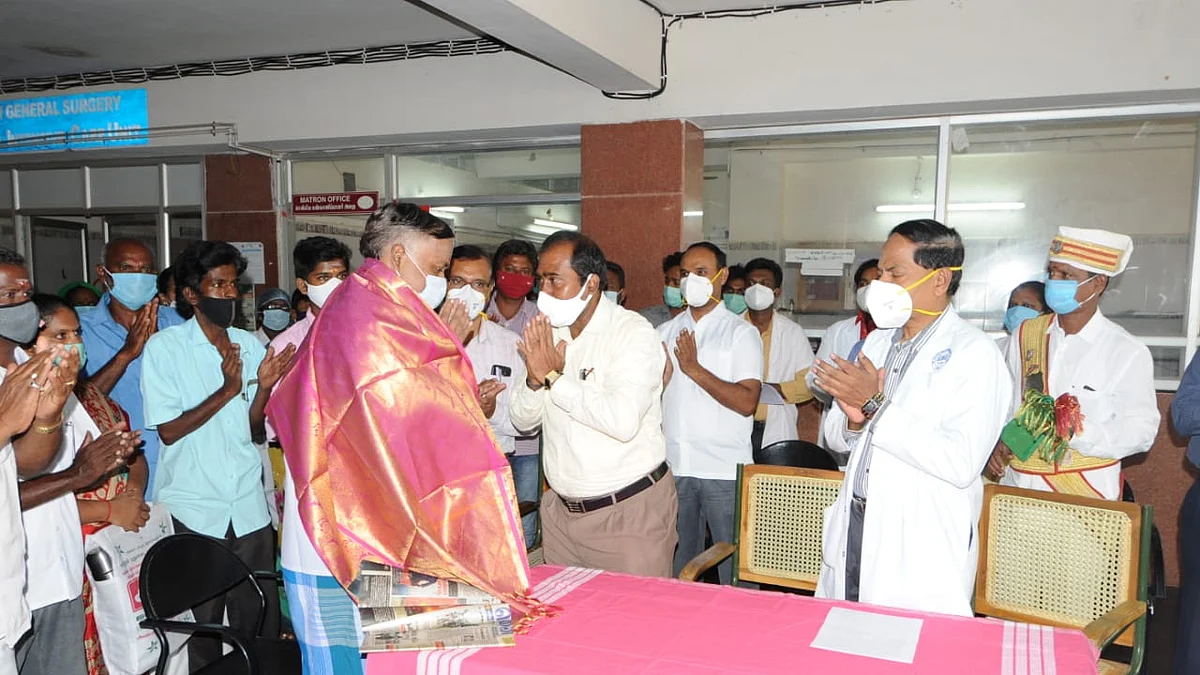சிகிச்சை பெற்று திரும்பிய ஊராட்சி மன்றத் தலைவர்