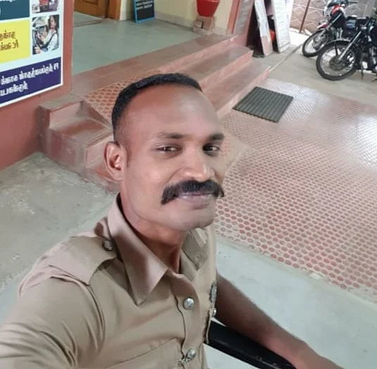 கைது செய்யப்பட்ட காவலர் தீபக்