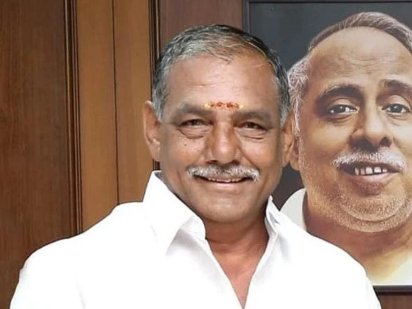 3-வது நாளாக ரெய்டு; கோவை தி.மு.க பொறுப்பாளருக்கு நெஞ்சுவலி! - மருத்துவமனையில் அனுமதி